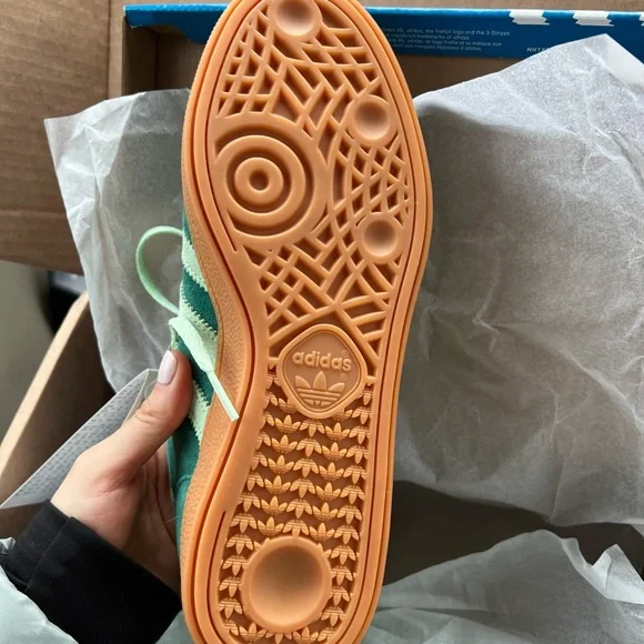 Adidas Spezial Green and Gum Sneakers - Picture 6 of 8